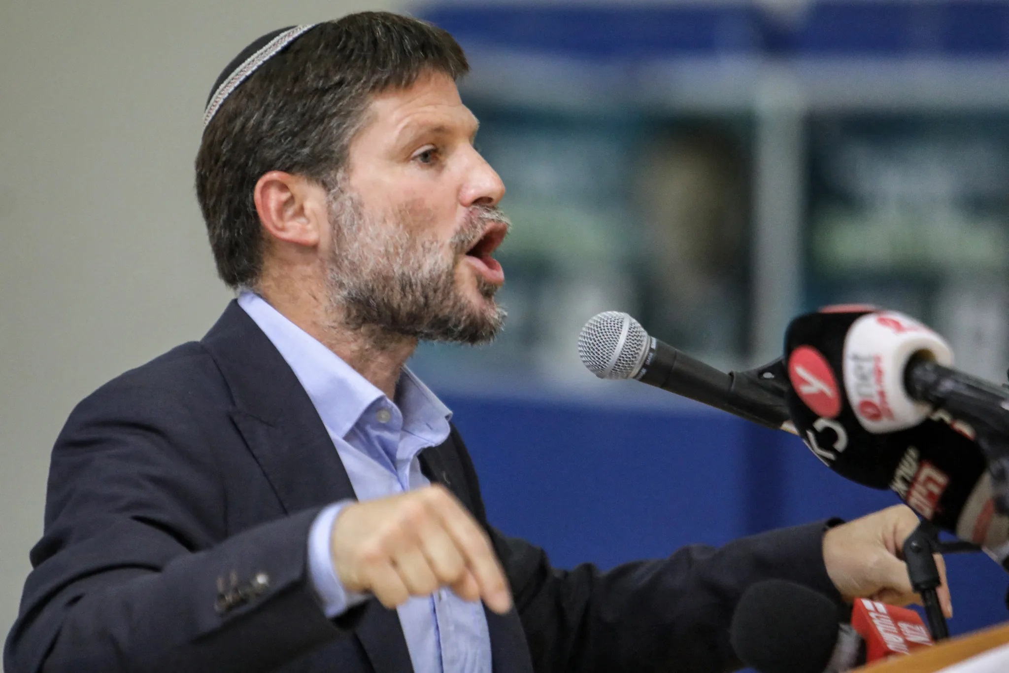 Homophobe Letre Bezalel Smotrich Organiser Contre Pride 2006 Baptisee Beast Parade Marche Animaux 0